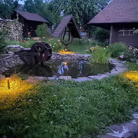 Садиба Остра Shcherbovets Buitenkant foto